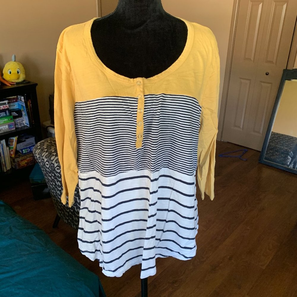 Maurices Yellow and Navy 3/4 Sleeve Tee